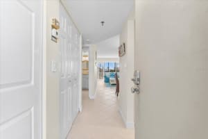 1001 BENJAMIN FRANKLIN DRIVE, SARASOTA, FL 34236 Sold 04/19/24