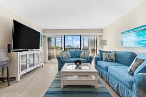 1001 BENJAMIN FRANKLIN DRIVE, SARASOTA, FL 34236 Sold 04/19/24