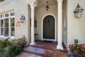 3860 CAMINO REAL, SARASOTA, FL 34239 Sold 05/09/24