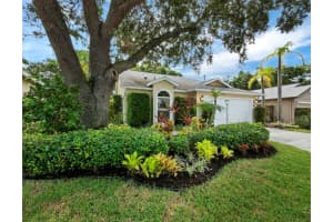 4222 SAINT CHARLES DRIVE, SARASOTA, FL 34243 Sold 04/02/24