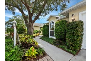 4222 SAINT CHARLES DRIVE, SARASOTA, FL 34243 Sold 04/02/24