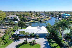 5409 AZURE WAY, SARASOTA, FL 34242 Sold 04/01/24