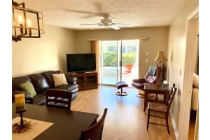 390 301 BOULEVARD, BRADENTON, FL 34205 Sold 05/22/24