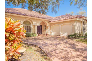 201 SAINT JAMES PARK, OSPREY, FL 34229 Sold 01/31/25
