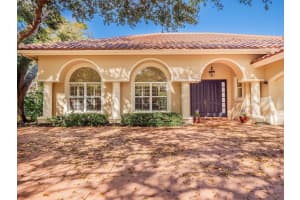 201 SAINT JAMES PARK, OSPREY, FL 34229 Sold 01/31/25