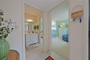 278 SHERWOOD DRIVE, BRADENTON, FL 34210 Sold 09/12/24
