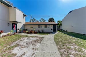 922 BYRON LANE, SARASOTA, FL 34243 Sold 07/12/24