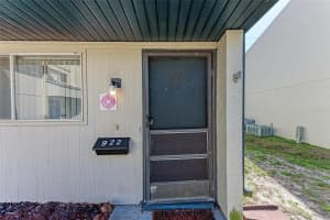 922 BYRON LANE, SARASOTA, FL 34243 Sold 07/12/24