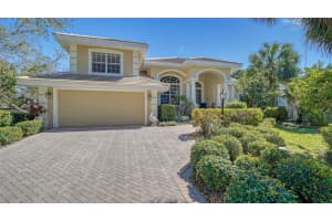 5585 SIESTA ESTATES COURT, SARASOTA, FL 34242 Sold 06/12/24