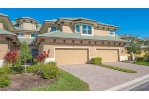 6427 MOORINGS POINT CIRCLE, LAKEWOOD RANCH, FL 34202 Sold 02/27/25