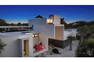 552 RANGER LANE, LONGBOAT KEY, FL 34228 Sold 05/02/24