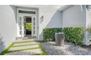 1905 GOLDENROD STREET, SARASOTA, FL 34239 Sold 04/03/24