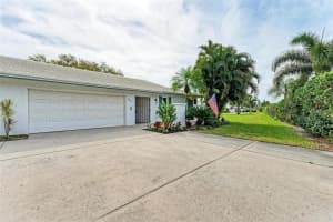 7421 7TH AVENUE, BRADENTON, FL 34209 Sold 11/20/24
