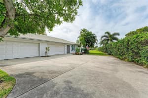7421 7TH AVENUE, BRADENTON, FL 34209 Sold 11/20/24