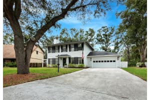 5798 SHADY BROOK WAY, SARASOTA, FL 34243 Sold 05/10/24