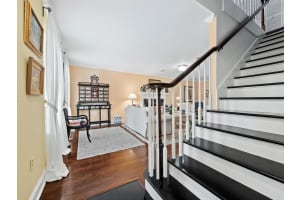 5798 SHADY BROOK WAY, SARASOTA, FL 34243 Sold 05/10/24