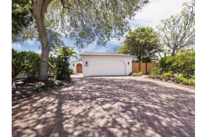 556 WASHINGTON DRIVE, SARASOTA, FL 34236 Sold 04/15/24