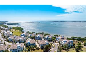 271 SAINT LUCIA DRIVE, BRADENTON, FL 34209 Sold 04/30/24