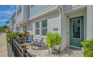 2321 LINDSTROM STREET, SARASOTA, FL 34237 Sold 04/23/24