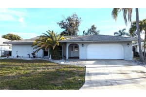 3235 VILLAGE GREEN DRIVE, SARASOTA, FL 34239 Sold 04/24/24