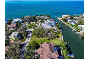 965 WHITAKERS LANE, SARASOTA, FL 34236 - MLS#MFRA4601805