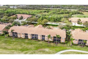 905 FAIRWAYCOVE LANE, BRADENTON, FL 34212 Sold 04/24/24