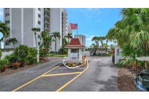 9393 MIDNIGHT PASS ROAD, SARASOTA, FL 34242 Sold 04/19/24