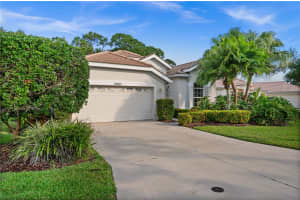 2085 WASATCH DRIVE, SARASOTA, FL 34235 Sold 08/08/24