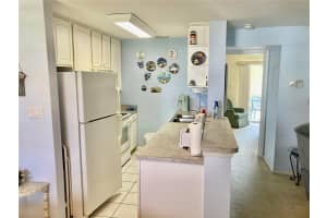 303 47TH AVENUE DRIVE, BRADENTON, FL 34207 Sold 02/26/25