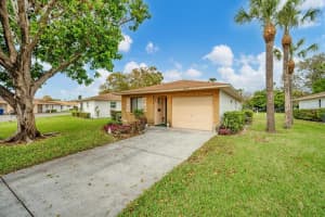 5012 LIVE OAK CIRCLE, BRADENTON, FL 34207 Sold 09/13/24