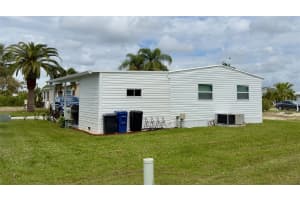 725 BLACKBURN BOULEVARD, NORTH PORT, FL 34287 Sold 07/31/24
