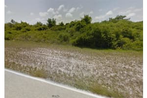 10261 CALUMET BOULEVARD, PORT CHARLOTTE, FL 33981 Sold 02/28/25