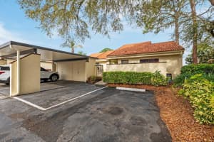 5343 HUNTINGWOOD COURT, SARASOTA, FL 34235 Sold 11/26/24