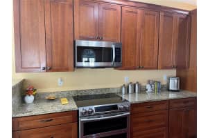 4018 VIA MIRADA, SARASOTA, FL 34238 Sold 05/09/24