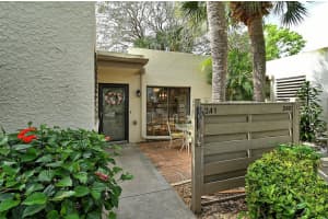 241 SHERWOOD DRIVE, BRADENTON, FL 34210 Sold 08/07/24