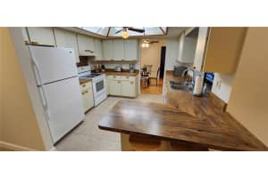 1526 GEORGETOWNE LANE, SARASOTA, FL 34232 - MLS#MFRA4602521