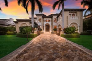 364 ROYAL FLAMINGO DRIVE, SARASOTA, FL 34236 Sold 11/06/24