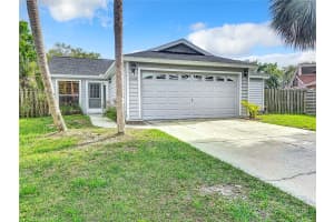 8244 COUNTRY OAKS COURT, SARASOTA, FL 34243 Sold 05/01/24