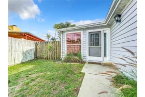 8244 COUNTRY OAKS COURT, SARASOTA, FL 34243 Sold 05/01/24