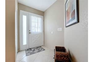 8244 COUNTRY OAKS COURT, SARASOTA, FL 34243 Sold 05/01/24