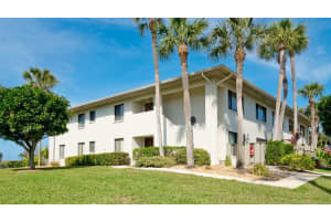 6500 FLOTILLA DRIVE, HOLMES BEACH, FL 34217 Sold 05/15/24