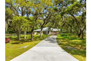 3209 OAK GROVE DRIVE, SARASOTA, FL 34243 Sold 06/24/24