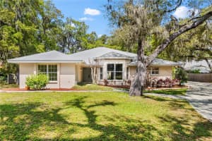 3209 OAK GROVE DRIVE, SARASOTA, FL 34243 Sold 06/24/24