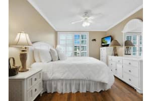 600 SUTTON PLACE, LONGBOAT KEY, FL 34228 - MLS#MFRA4602885