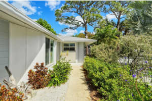 5001 STEVENS DRIVE, SARASOTA, FL 34234 Sold 05/17/24
