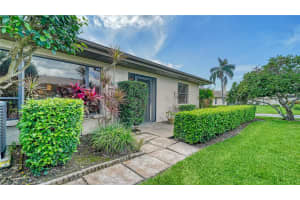 4541 LAKE VISTA DRIVE, SARASOTA, FL 34233 Sold 07/30/24