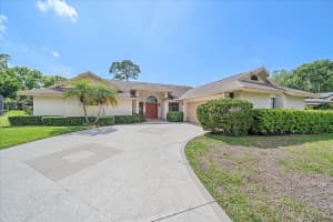 1804 COTTONWOOD TRAIL, SARASOTA, FL 34232 Sold 04/01/24