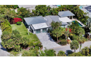 425 MCKINLEY DRIVE, SARASOTA, FL 34236 - MLS#MFRA4603027