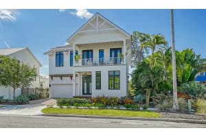 1680 OAK STREET, SARASOTA, FL 34236 Sold 12/11/24