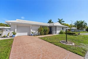 4211 NEIL LANE, BRADENTON, FL 34208 Sold 08/30/24